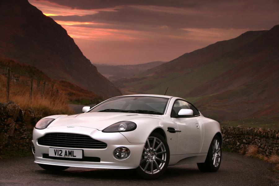  Aston Martin V12 Vanquish S 2004 года  (UK) (фото 20 из 37)